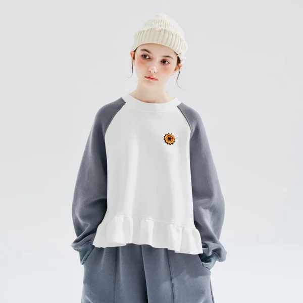 IMAKOKONI original design long sleeve round neck pullover spliced hoodie women's autumn winter top 234269 - Image 6