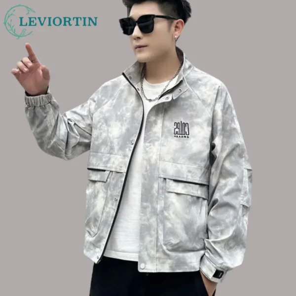 Autumn Men Workwear Jacket Hip Hop Old Tie Dye Embroidered Letters Stand Up Collar Jacket Casual Loose Fit Coats Streetwear